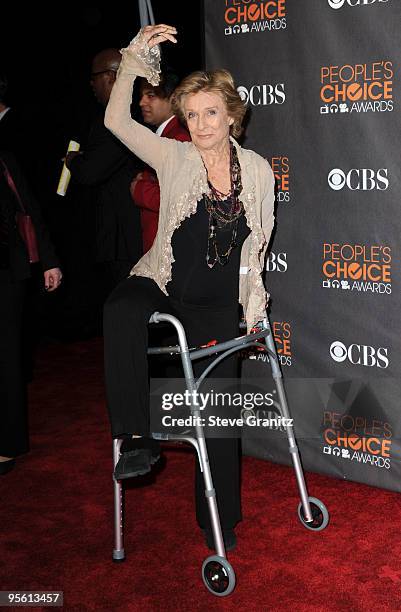 Actress Cloris Leachman arrives at the People's Choice Awards 2010 held at Nokia Theatre L.A. Live on January 6, 2010 in Los Angeles, California.