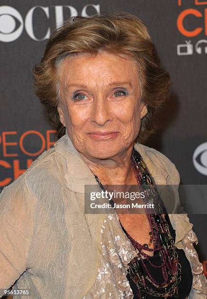 Actress Cloris Leachman arrives at the People's Choice Awards 2010 held at Nokia Theatre L.A. Live on January 6, 2010 in Los Angeles, California.