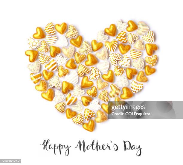 illustrazioni stock, clip art, cartoni animati e icone di tendenza di buona festa della mamma - biglietto d'auguri fatto a mano con cuori d'oro 3d disposti in un unico grande cuore e testo scritto a mano - mothers day text art