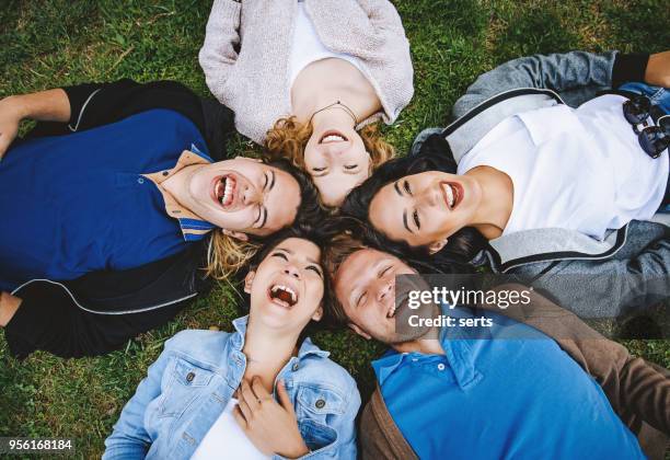 Inverted Friend Inverted Curve Photos and Premium High Res Pictures - Getty Images