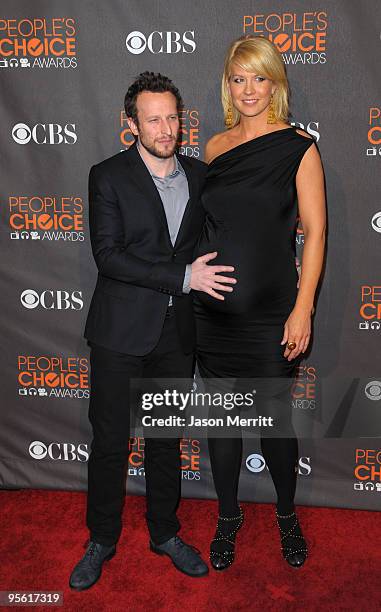 Actress Jenna Elfman and husband Bodhi Elfman arrive at the People's Choice Awards 2010 held at Nokia Theatre L.A. Live on January 6, 2010 in Los...