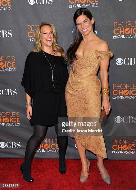Director Anne Fletcher and actress Sandra Bullock arrive at the People's Choice Awards 2010 held at Nokia Theatre L.A. Live on January 6, 2010 in Los...