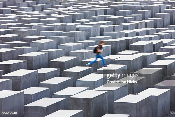 the memorial to the murdered jews of europe - holocaust stock pictures, royalty-free photos & images