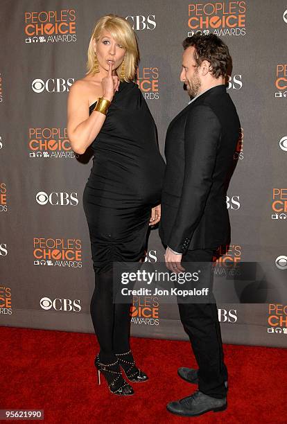 Actress Jenna Elfman and husband Bodhi Elfman arrive at the People's Choice Awards 2010 Arrivals at Nokia Theatre L.A. Live on January 6, 2010 in Los...