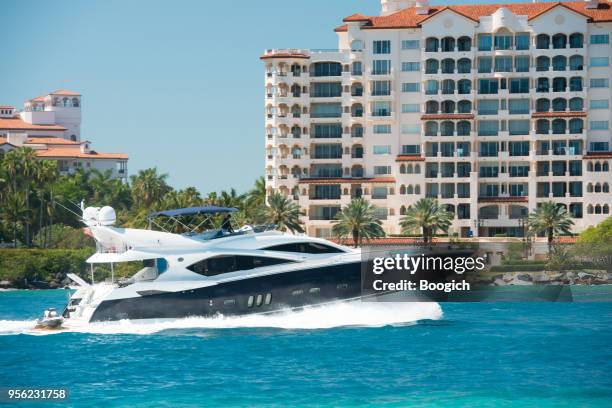 fotos e imágenes de Fisher Island - Getty Images fotos e imágenes de Fisher Island - Getty Images