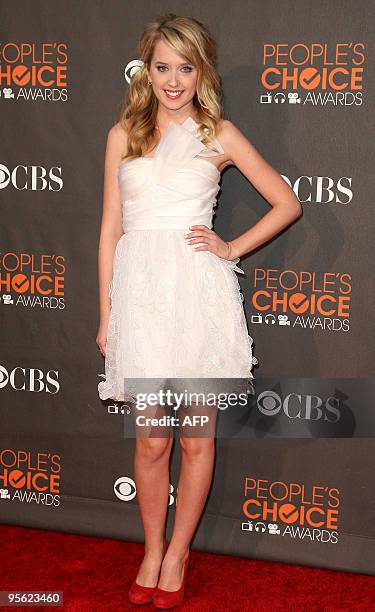 Actress Megan Park arrives at the People's Choice Awards in Los Angeles, on January 6, 2010. AFP PHOTO/VALERIE MACON