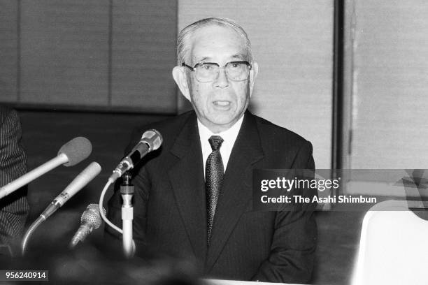 Keidanren, Japan Business Federation new Chairman Gaishi Hiraiwa speaks during a press conference at the Kendanren headquaraters on November 26, 1990...