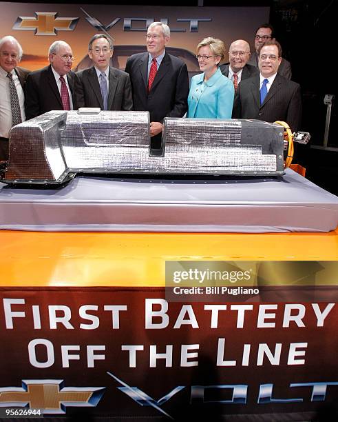 General Motors Chairman and CEO Ed Whitacre stands with U.S. Secretary of Energy Steven Chu , Michigan Gov. Jennifer Granholm and other dignitaries...