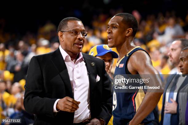 Alvin Gentry talks to Rajon Rondo of the New Orleans Pelicans during the game against the Golden State Warriors in Game Five of the Western...