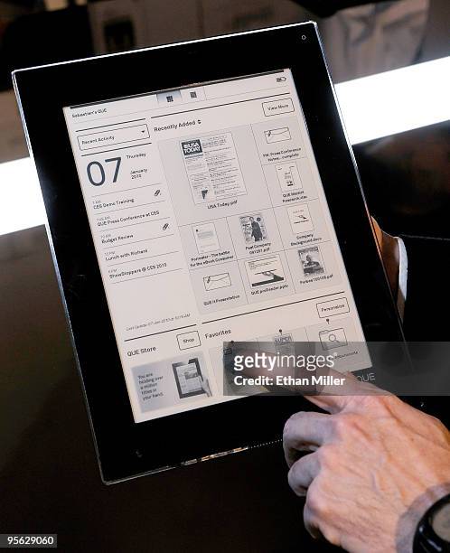 The QUE e-reader by Plastic Logic is displayed at the 2010 International Consumer Electronics Show at the Las Vegas Convention Center January 7, 2010...
