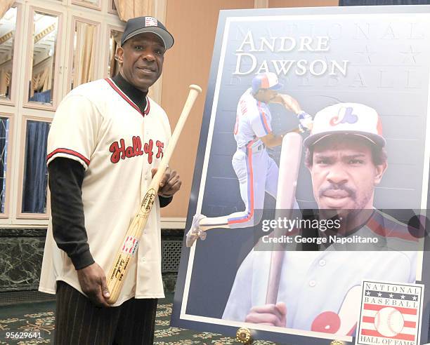 Andre Dawson attends a Baseball Hall of Fame press conference at The Waldorf-Astoria on January 7, 2010 in New York City.