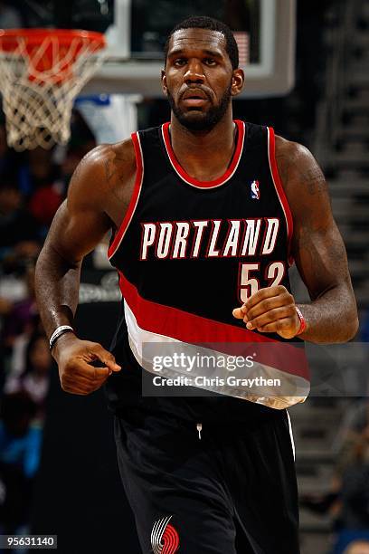 Greg Oden of the Portland Trail Blazers runs down the court against the New Orleans Hornets at the New Orleans Arena on November 13, 2009 in New...