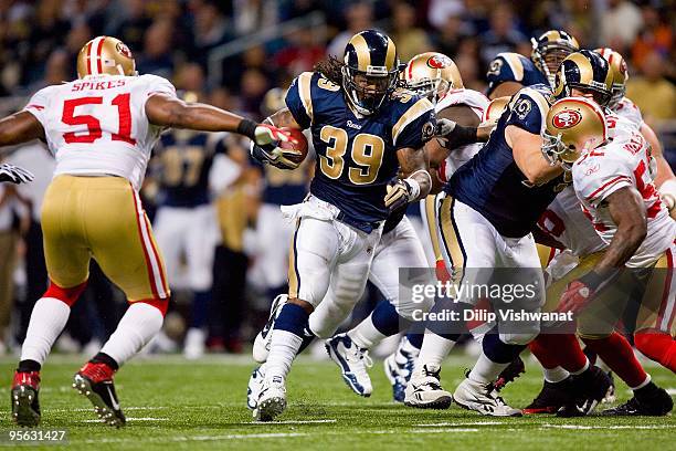 Steven Jackson of the St. Louis Rams carries the ball during the game against the San Francisco 49ers at the Edward Jones Dome on January 3, 2010 in...