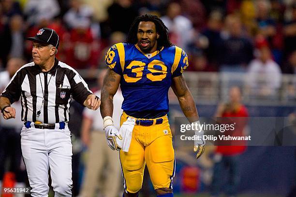 Steven Jackson of the St. Louis Rams looks on during the game against the Houston Texans at Edward Jones Dome on December 20, 2009 in St. Louis,...