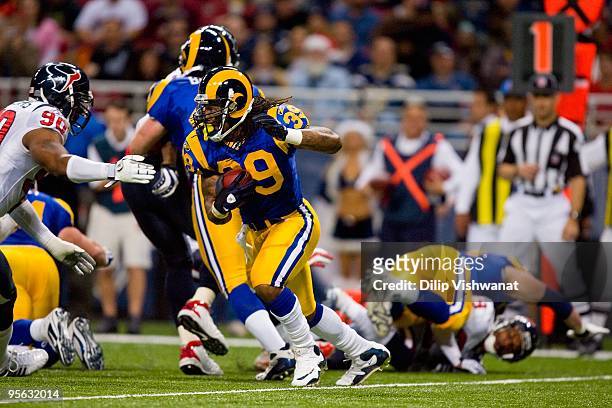 Steven Jackson of the St. Louis Rams carries the ball during the game against the Houston Texans at Edward Jones Dome on December 20, 2009 in St....