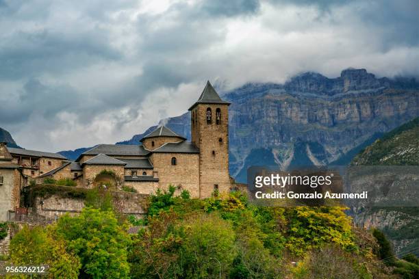 torla village in ordesa  ordesa and monte perdido national park. - huesca province stock pictures, royalty-free photos & images