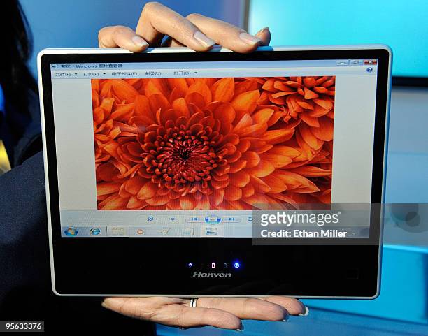 Hanvon Touchpad, an Intel Atom-based Windows 7 tablet PC, is displayed at the 2010 International Consumer Electronics Show at the Las Vegas...