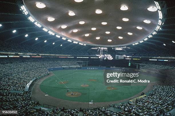 Overall view of Montreal Expos vs Chicago Cubs during game at Olympic Stadium. Montreal, Canada 4/25/1987 CREDIT: Ronald C. Modra
