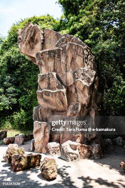 dragon's teeth gate in labrador nature reserve in singapore - labrador nature reserve stock pictures, royalty-free photos & images