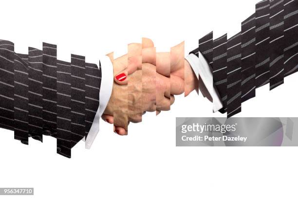 broken agreement between businessman and business woman - broken contract stock pictures, royalty-free photos & images