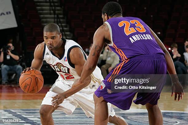 Rashod Reeece 197 Rashad Anderson Photos & High Res Pictures - Getty Images