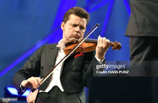 Julian Rachlin Julian Rachlin Photos and Premium High Res Pictures - Getty Images