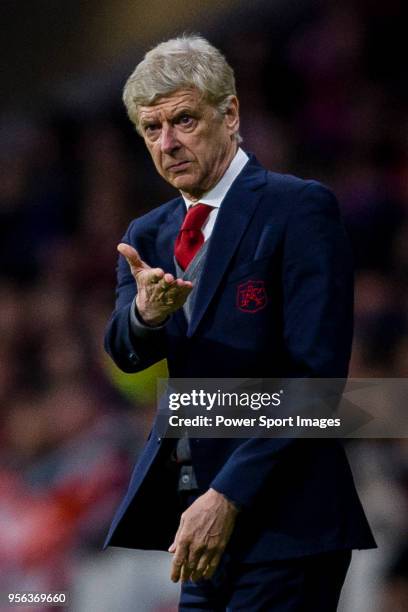 Coach Arsene Wenger of Arsenal FC reacts during the UEFA Europa League 2017-18 semi-finals match between Atletico de Madrid and Arsenal FC at Wanda...