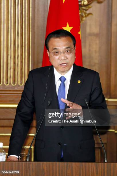 Chinese Premier Li Keqiang speaks during a joint press conference following the China-South Korea-Japan trilateral summit at the Akasaka State Guest...