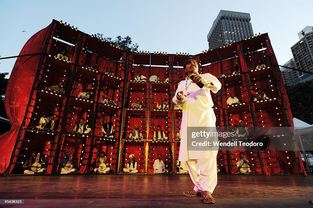 SF2010: "The Manganiyar Seduction" Photo Call
