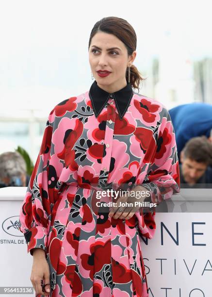 Barbara Lennie attends the photocall for "Everybody Knows " during the 71st annual Cannes Film Festival at Palais des Festivals on May 9, 2018 in...