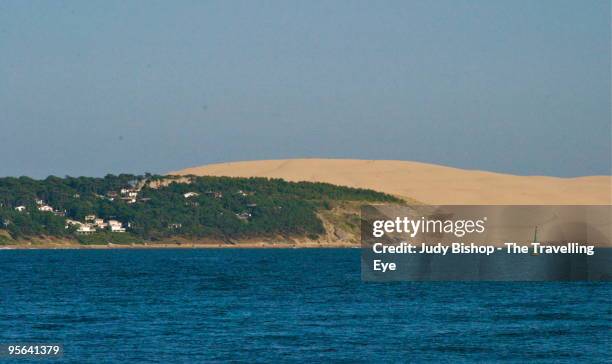 pyla dune, largest sand dune in europe - cap ferret stock pictures, royalty-free photos & images