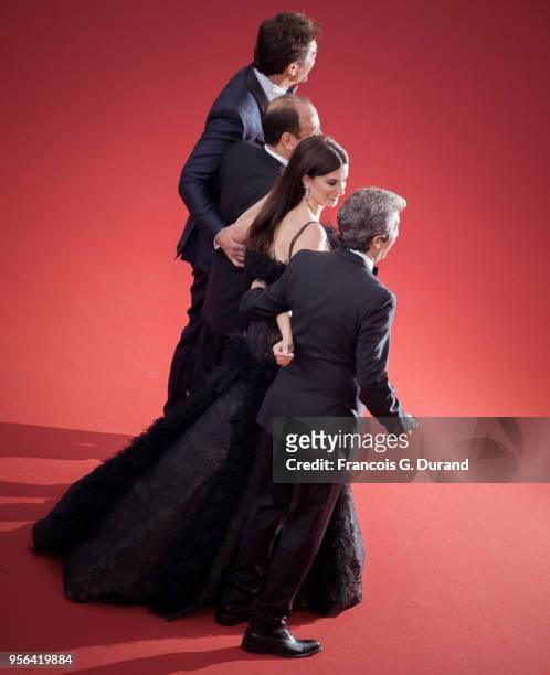Actor Javier Bardem, director Asghar Farhadi, actress Penelope Cruz, wearing jewels by Atelier Swarovski Fine Jewelry and actor Ricardo Darin attend...