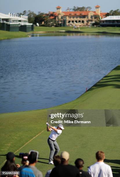 Rory McIlroy of Northern Ireland on the 18th green during practice rounds prior to THE PLAYERS Championship on the Stadium Course at TPC Sawgrass on...