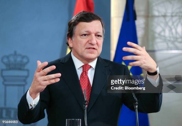 Jose Manuel Barroso, president of the European Commission, speaks during a joint press conference with Spanish Prime Minister Jose Luis Rodriguez...