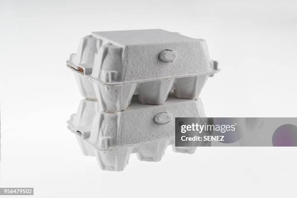 eggs in carton - egg carton stock pictures, royalty-free photos & images