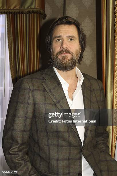 Jim Carrey at the Four Seasons Hotel in Beverly Hills, California on October 23, 2009. Reproduction by American tabloids is absolutely forbidden.