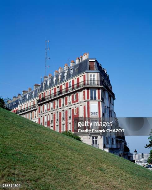 Immeuble de la rue Lamarck à Paris, France.