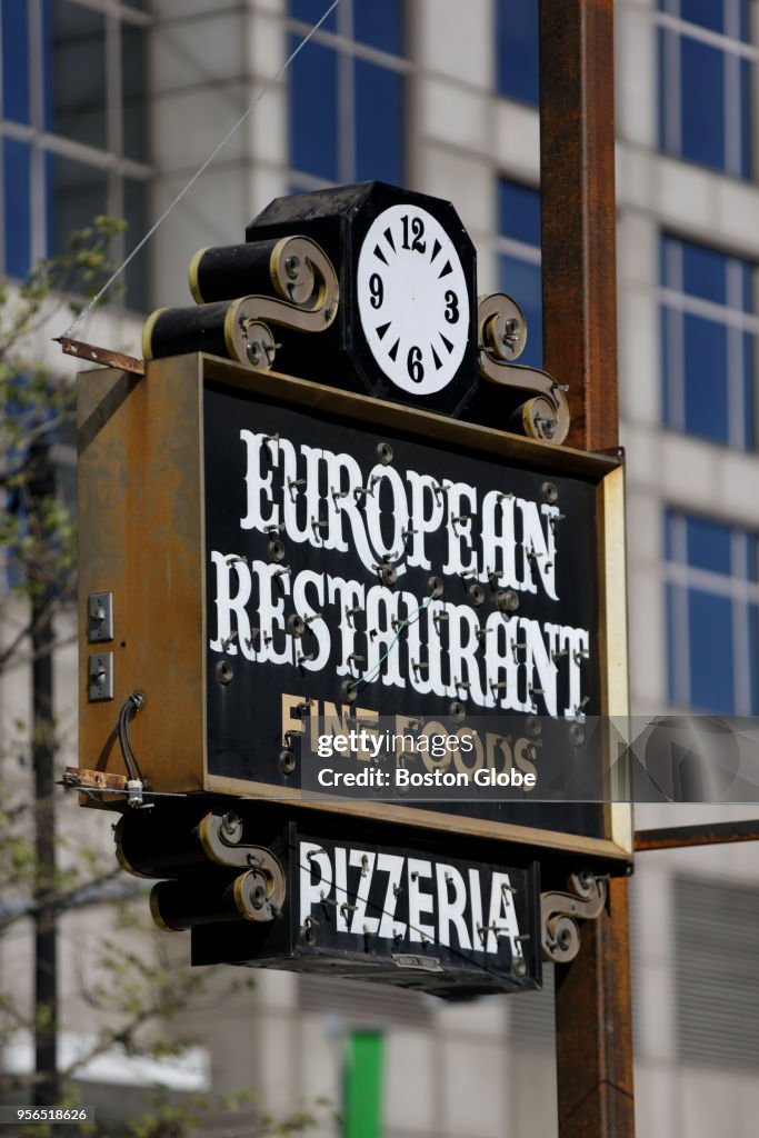 Neon Signs To Light Up Greenway