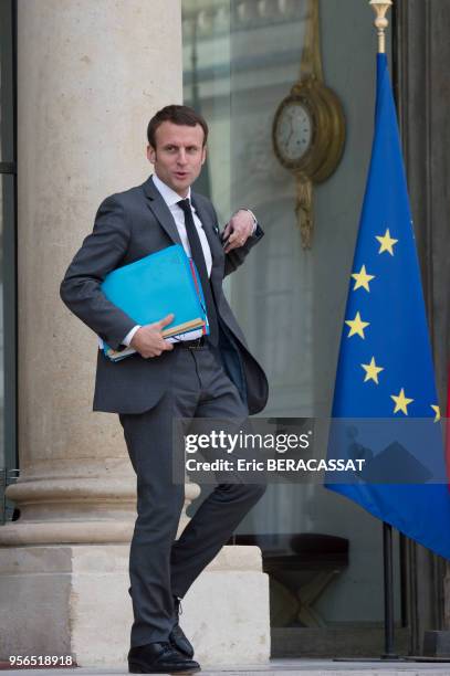 Emmanuel Macron, Ministre de l'Économie, de l'Industrie et du Numérique à la sortie du conseil des minstres, Palais de l'Elysée, le 5 novembre 2015,...