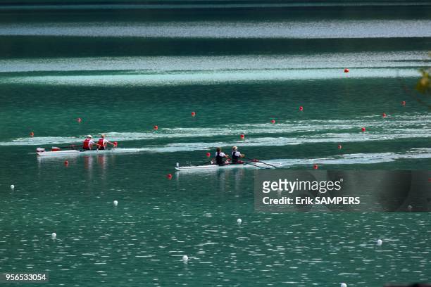 équipe de Nouvelle-Zélande et de Pologne de Deux de couple femme lors des championnats du monde d?aviron le 6 septembre 2015, à Aiguebelette, Savoie,...