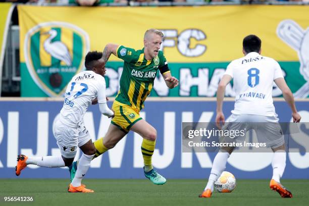 Thulani Serero of Vitesse, Lex Immers of ADO Den Haag during the Dutch Eredivisie match between Vitesse v ADO Den Haag at the GelreDome on May 12,...