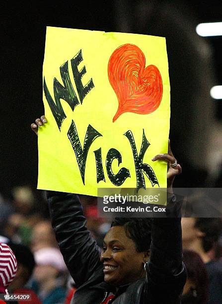 Fan of Michael Vick of the Philadelphia Eagles holds up a sign during the game against the Atlanta Falcons at Georgia Dome on December 6, 2009 in...