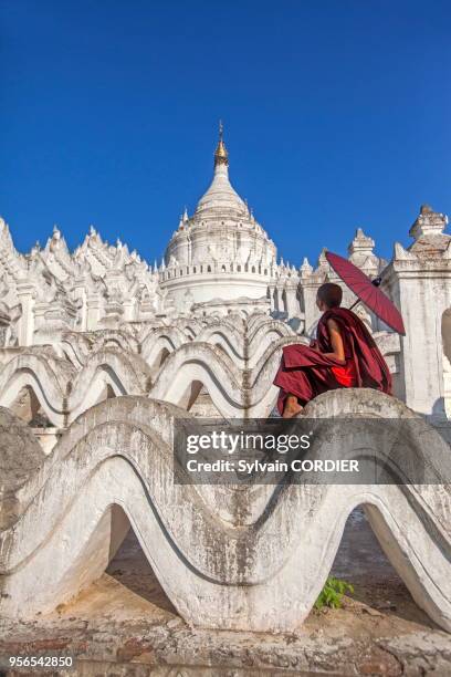 Myanmar , province de Mandalay, Mingun, Pagode Hsinbyume. Myanmar, Mandalay State, Mingun, Pagoda Hsinbyume.