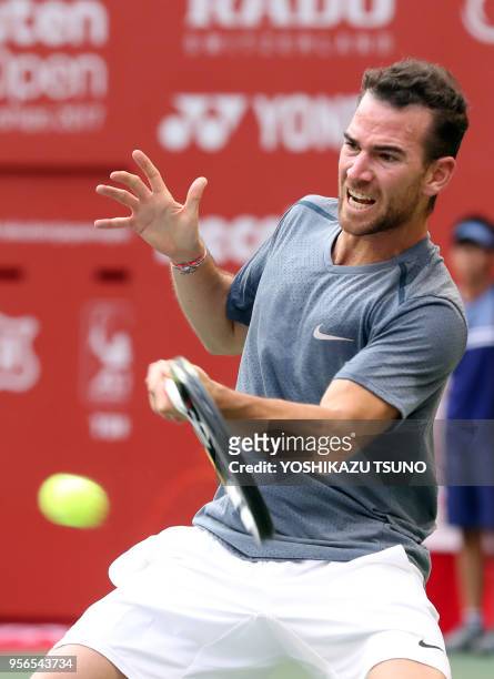 Le joueur de tennis français Adrian Mannarino lors de sa victoire dans la demi finale du tournoi Rakuten Japan Open tennis championships �à Tokyo le 7...
