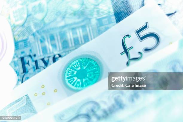 570 5 Pound Notes Stock Photos, High-Res Pictures, and Images - Getty ...
