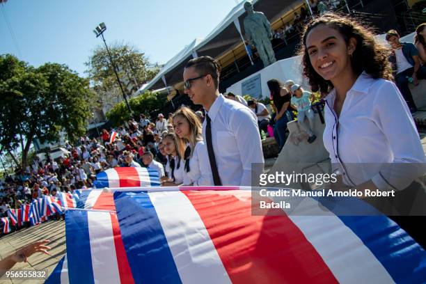 Group of students during Inauguration Day of Costa Rica elected President Carlos Alvarado at Plaza de la Democracia on May 08, 2018 in San Jose,...