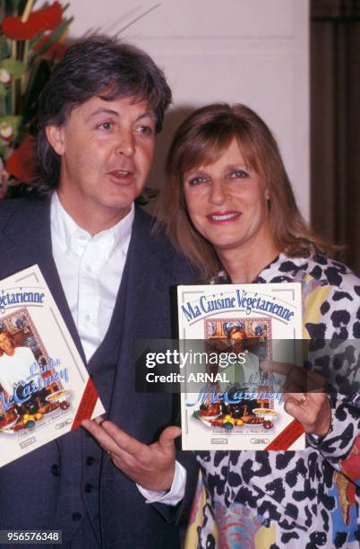 Paul et Linda Mc Cartney au Trianon Palace à Versailles le 1er avril 1992, France.