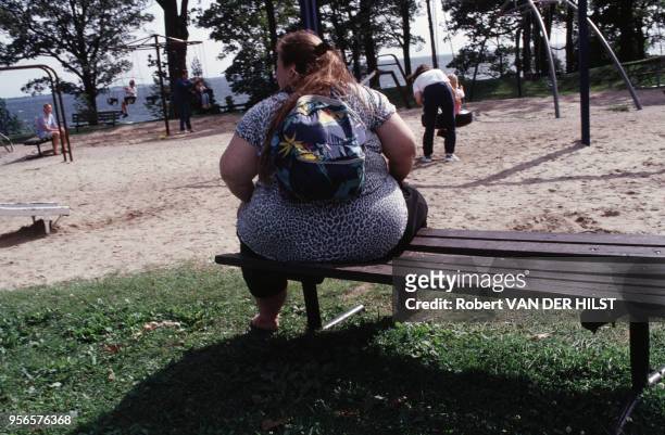 Femme obèse en août 1992 à Cap Cod aux Etats-Unis.