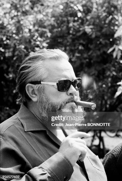 Portrait d'Orson Welles lors d'un tournage en août 1971 en France.