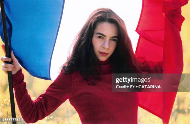 Portrait de la chanteuse Fanny, choisie pour représenter la France à l'Eurovision en mars 1997 à Sète, France.